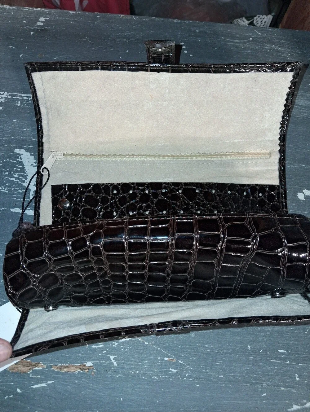 NWT Tuscan Designs Women's Croc-Embossed Jewelry Bag in Dark Brown